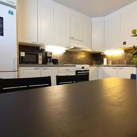 Apartment Spacious For 6 Hyvinkaa