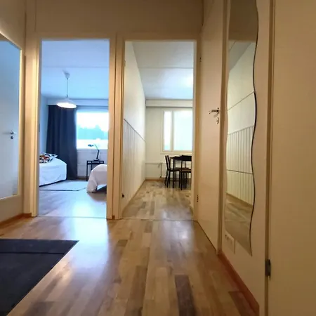 Spacious For 6 * Hyvinkää